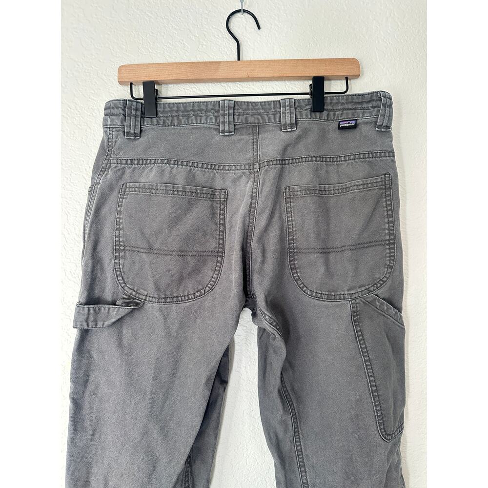 Men’s Patagonia workwear gray carpenter pants 100% organic cotton.